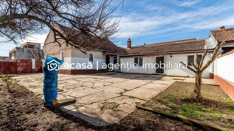 VÂNDUT! Casă cu teren 846 mp Micalaca, Strada Lipovei. - Poză 2