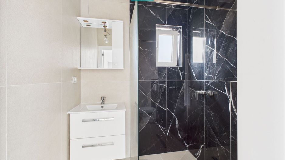 Casă modernă cu 4 camere în Becicherecul Mic - Poză 8