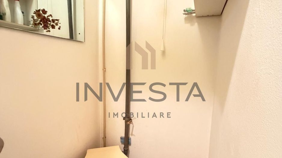 Apartament cu 3 camere pe Aleea Padin ! - Poză 5