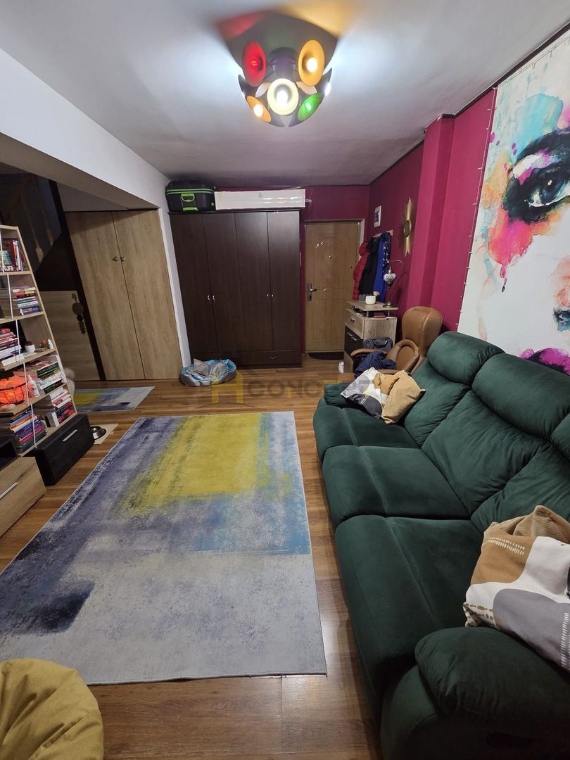 Ap modern 3 camere mansarda mobilat/utilat centrala proprie - Poză 3