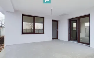 Vilă la sol cu open space și 3 dormitoare la alb - Poză 22