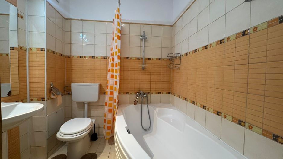 Vila D+P+ E1+M || CURTE PROPRIE SI GARAJ || EXPOZITIEI - Poză 17