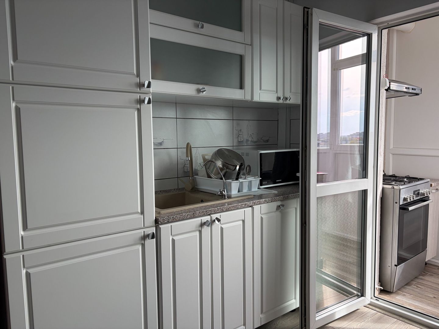 Apartament atragator, trei camere, Brancoveanu, 95.000€ - Poză 4