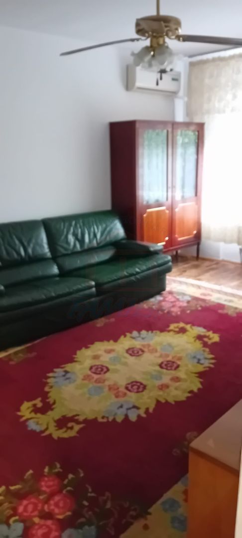 Inchiriere apartament 2 camere, Micro 21, parter, 50 mp, 305 EURO/Luna - Poză 10