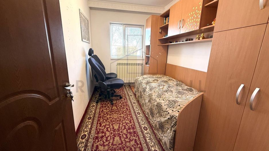 3 Camere Decomandat, Nicolina,  LIDL, Prima Statie din Podu Ros - Poză 3