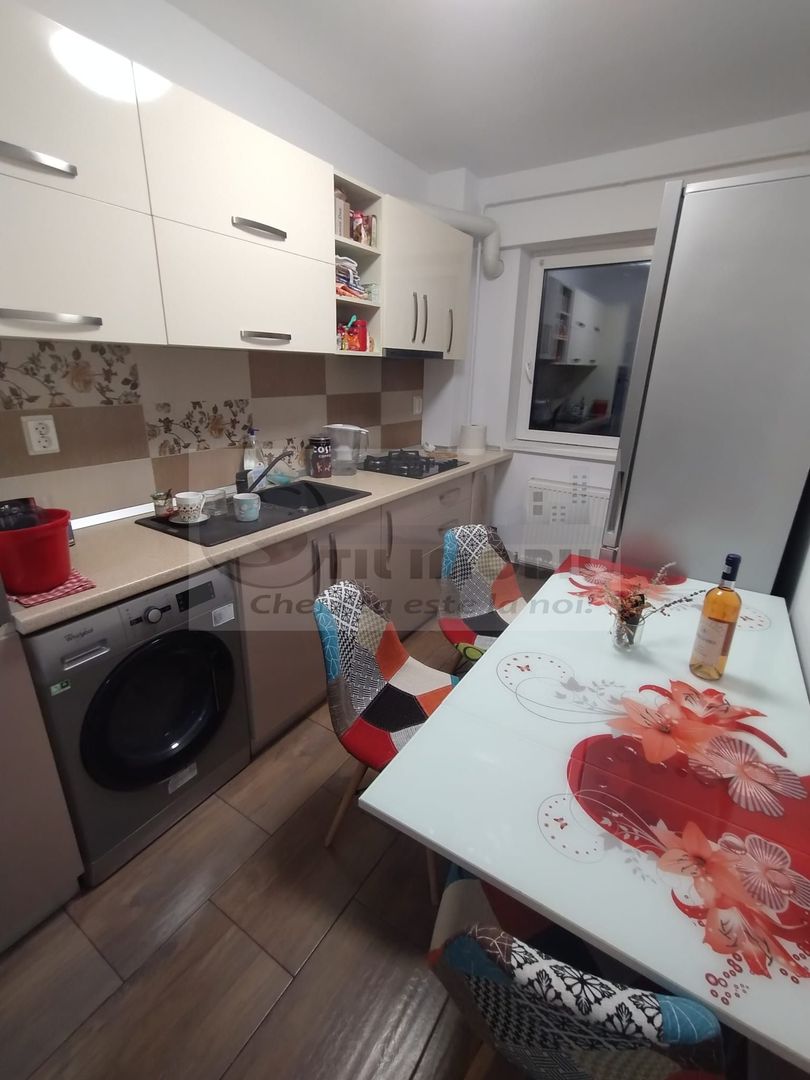 Apartament decomandat - Galata Profi - 2016 ,Etaj 2/3 - 69.000 euro ! - Poză 2