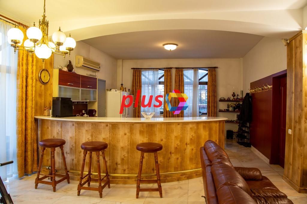 Conac cu piscina - 1810 mp - Poză 8