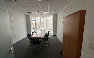 Spatiu de birouri la artera - Poză 12