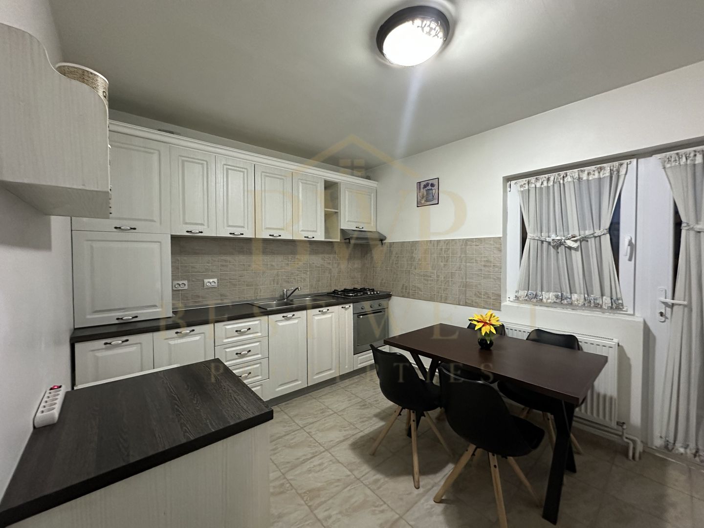 Casa individuală, mobilată, teren 400 mp, Giroc - Poză 4