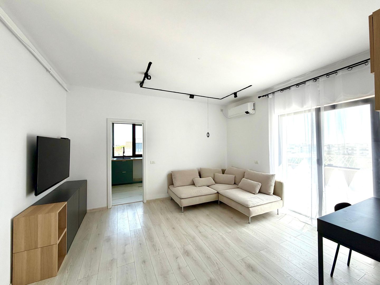 Apartament tip Penthouse cu terasa - 2 camere - Giroc - Poză 1