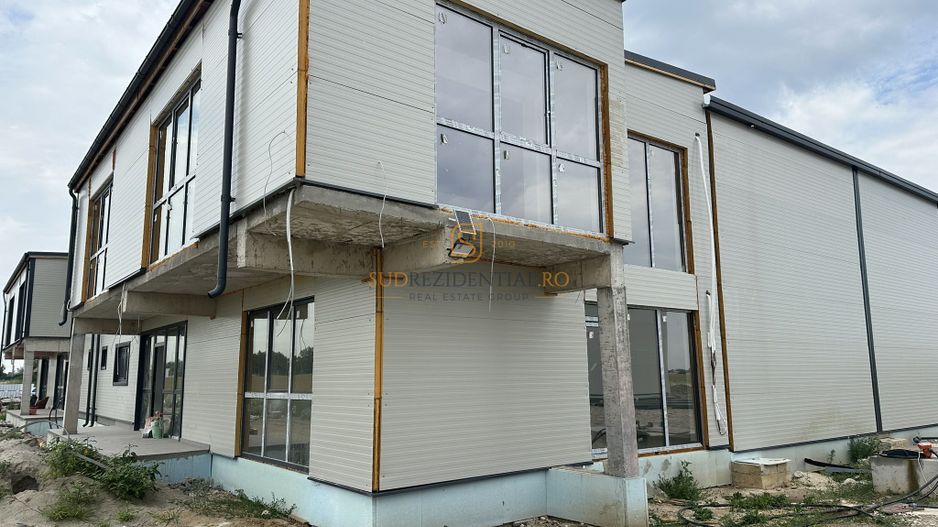 Spațiu industrial 819 mp | Showroom | Birouri DN4 Sos. Oltenitei - Poză 1