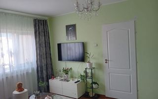 Apartament 2 Camere | Semidecomandat | Balcon Închis | Etaj 3 - Poză 2