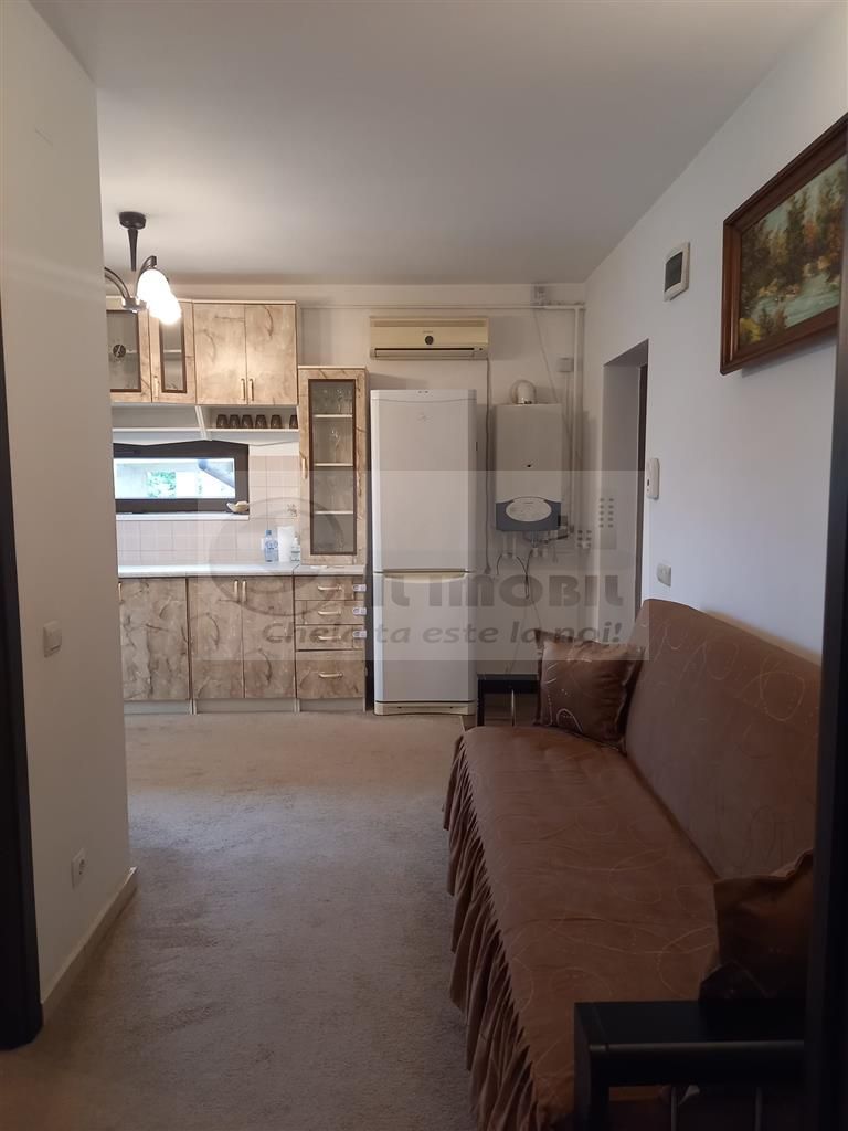 Apartament 2 camere Cug- 350 EURO - Poză 3