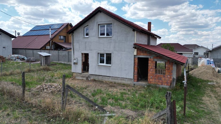 Casa la gri in Frumuseni - Poză 19