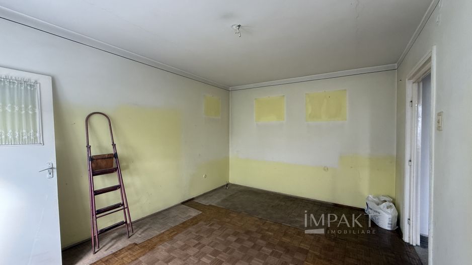 Apartament cu 2 camere decomandat in centrul orasului - Poză 10