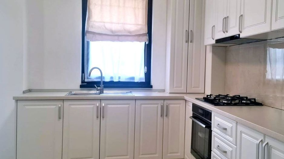 Apartament modern de închiriat în ansamblul Roka Concept, Micro 17 - Poză 4