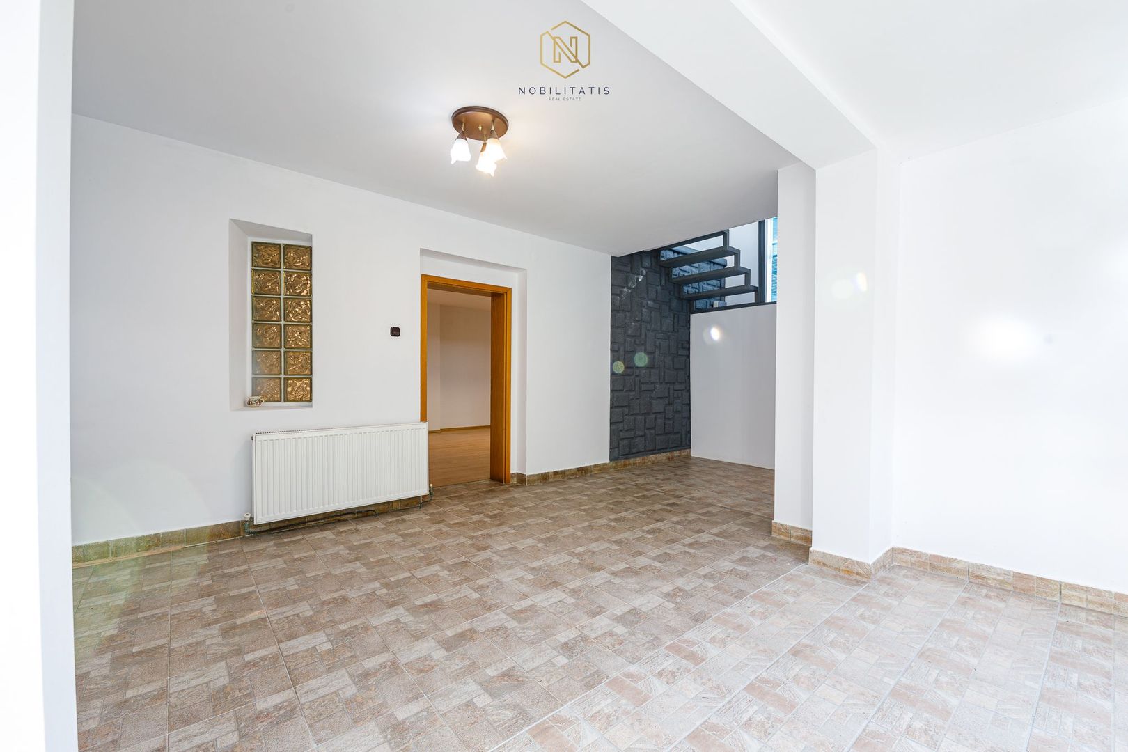 Inchiriat - Spatiu birouri 135 mp | Curte privata, 6 locuri parcare - Poză 8