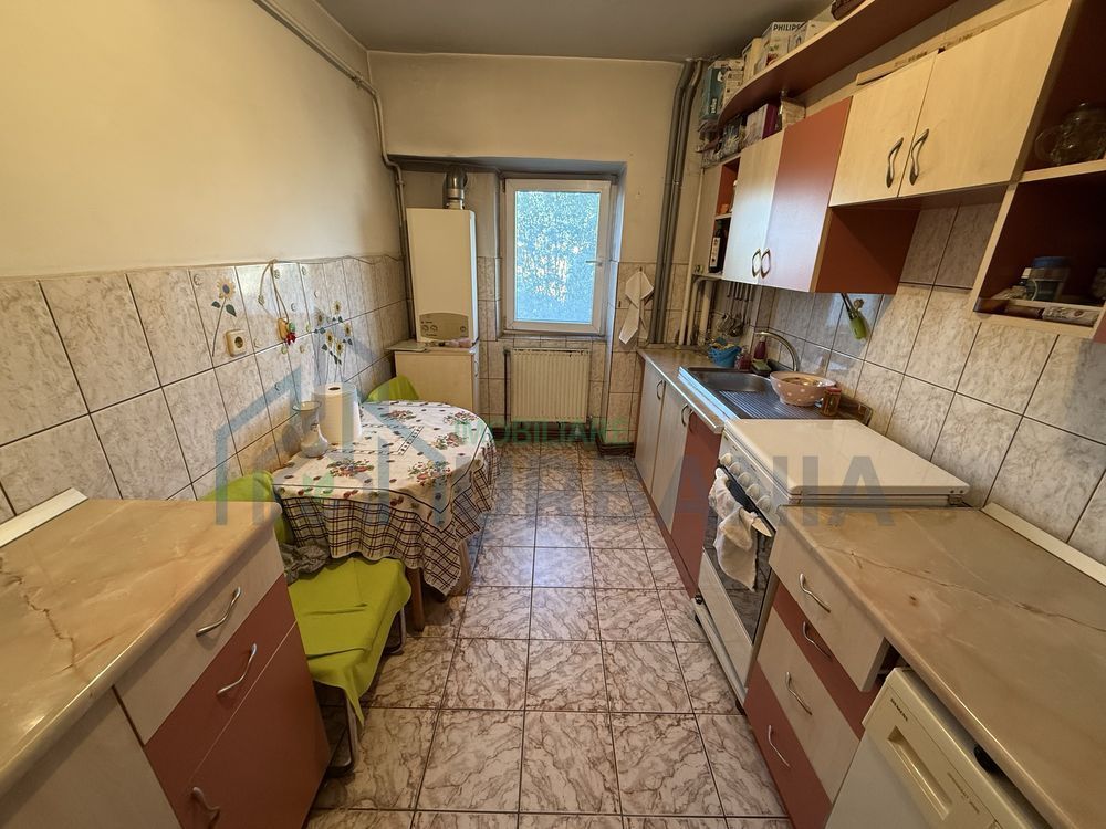 Apartament 3 camere, 73 mp, Bulevardul Socola, vis-a-vis de Granit - Poză 8