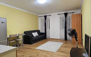 Garsoniera spatioasa la etaj intermediar, bloc cu Lift, Zona Broscarie - Poză 1