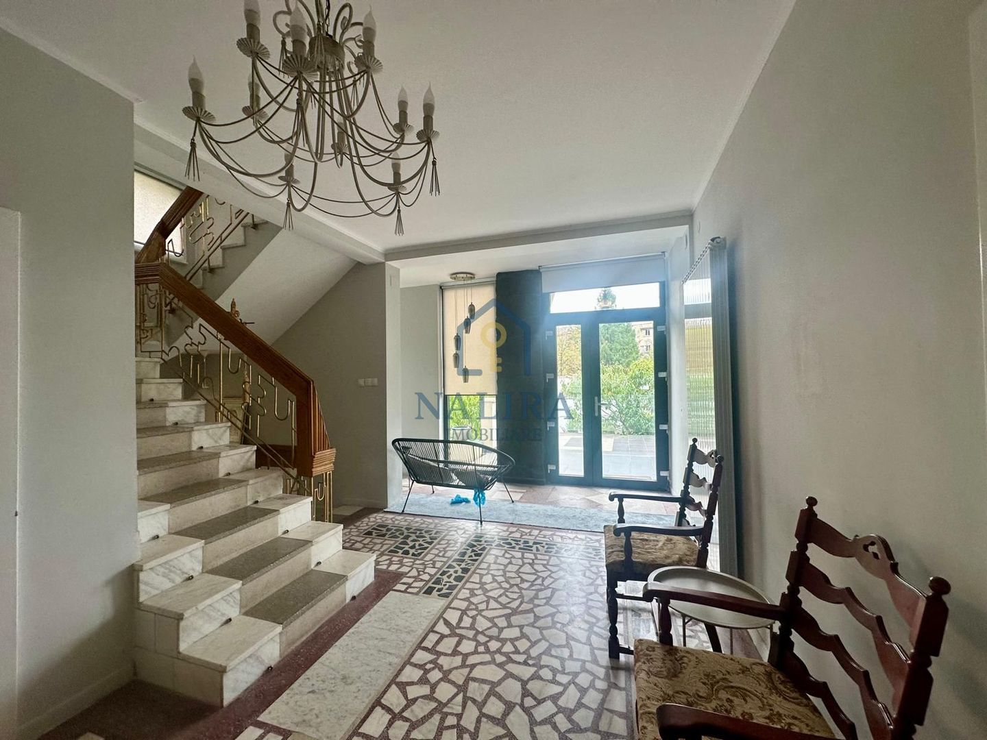 Casă deosebită D+P+1, Baia Mare - Poză 2