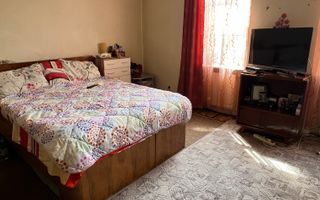 Casă spațioasă pe strada Carpați – zona Ceangăi - Poză 2