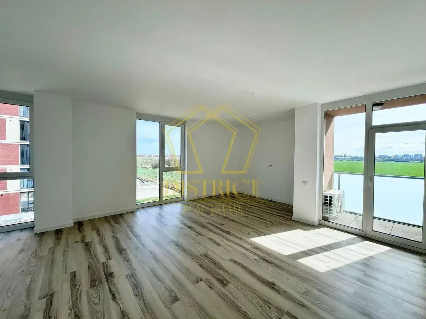 Apartament modern cu 2 camere | Torontalului - Poză 3