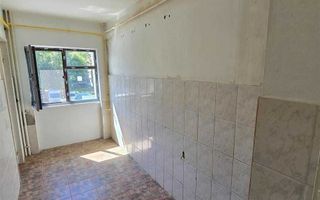 Podu Roș, Iași – Apartament 2 camere decomandat, 55 mp, etaj 1, 2 balcoane – 95.000 euro - Poză 6