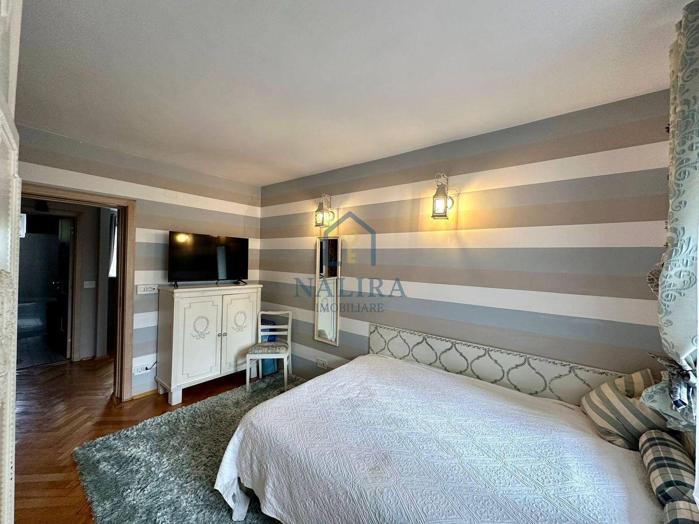 Apartament cu două camere - Poză 12