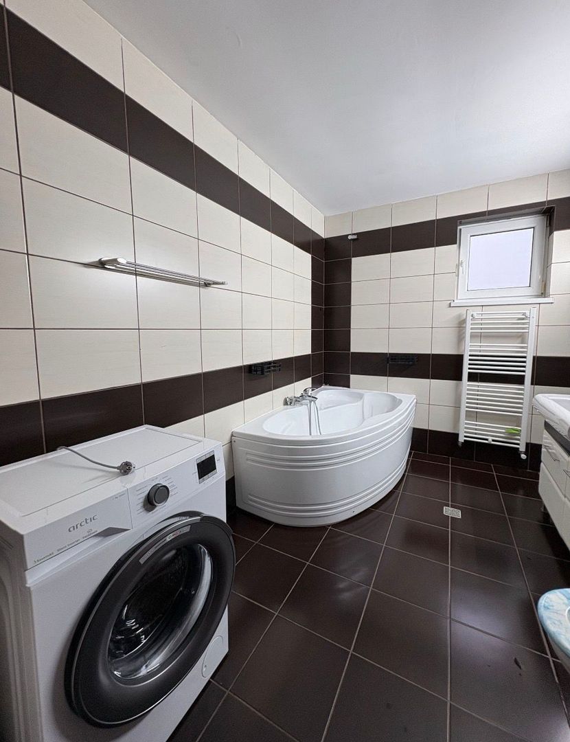 Apartament rezidential in zona Cetate - Poză 6