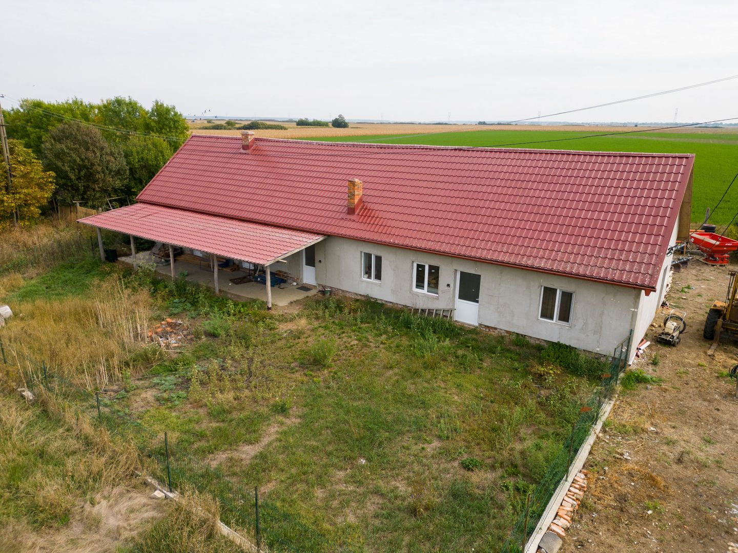 Casă cu teren 13 418 mp intravilan - Poză 1