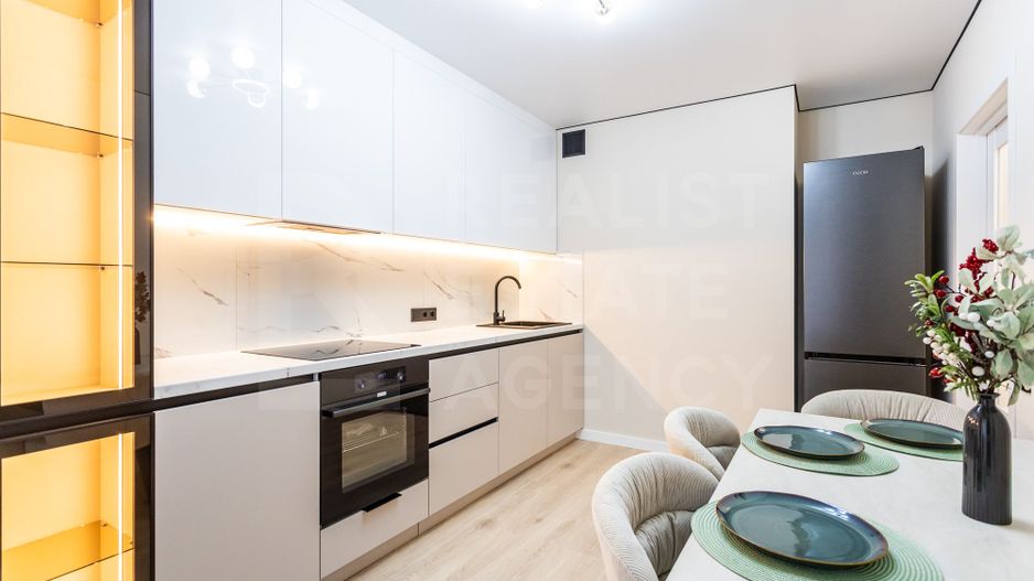 Vânzare, apartament, 2 camere+living, bul. Mircea cel Bătrân, Ciocana - Poză 4