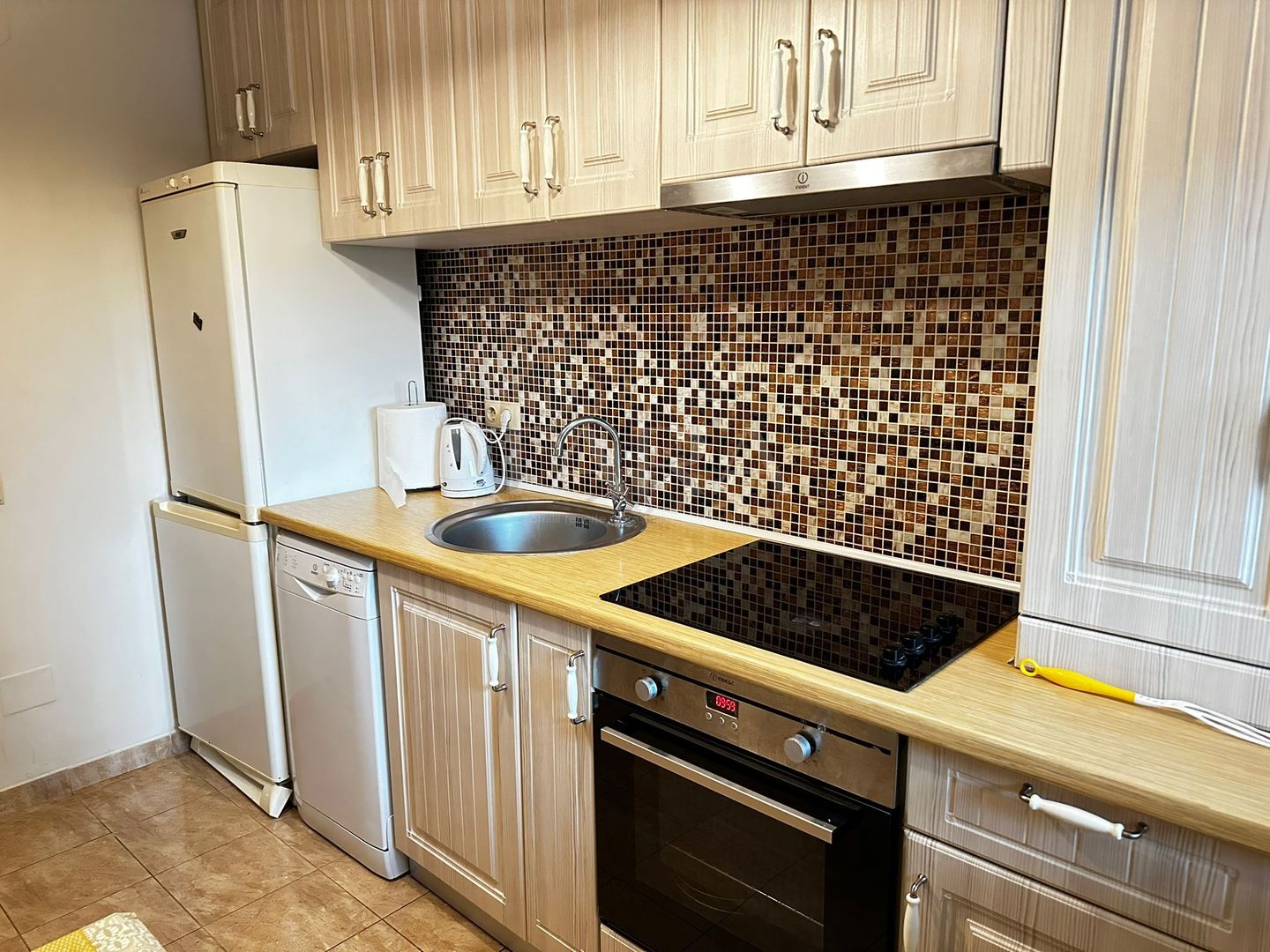 EXCLUSIVITATE. Studenti UMF. ULTRACENTRAL, Platinia Elite Residence. - Poză 8