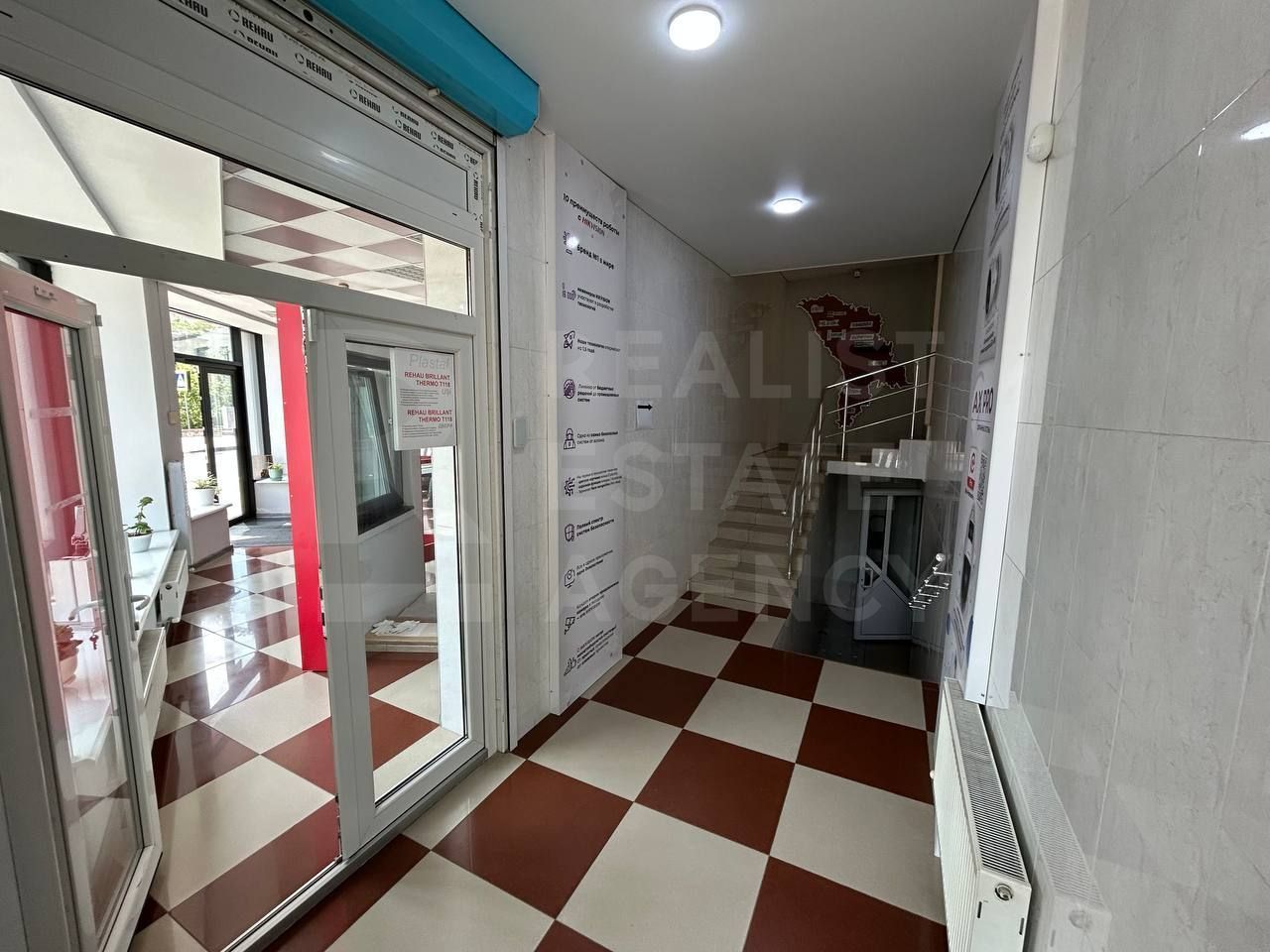 Vânzare, spațiu comercial, 370 mp, str. Mihai Viteazul, Bălți - Poză 9