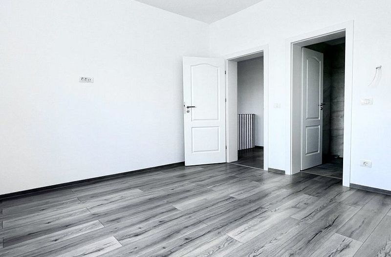 Duplex 5 camere, zona liniștită - Socar -  Dumbrăvița - Poză 18