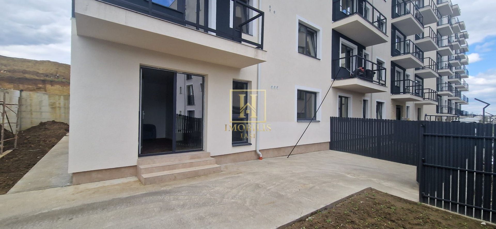 Apartament NOU 2 camere 57 mp+ loc parcare+ gradina Bucium 105000 euro - Poză 8