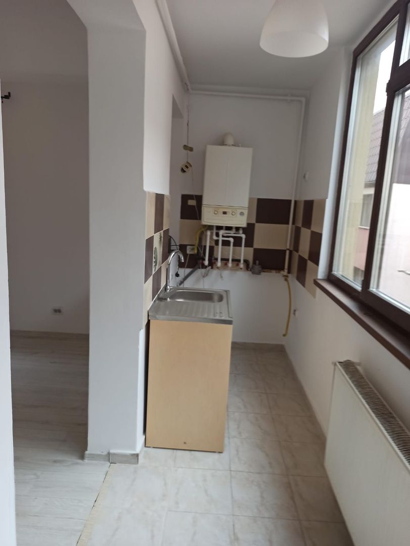 2cam-studio partial mobilat+parcare/20min metrou Leonida/Berceni - Poză 5