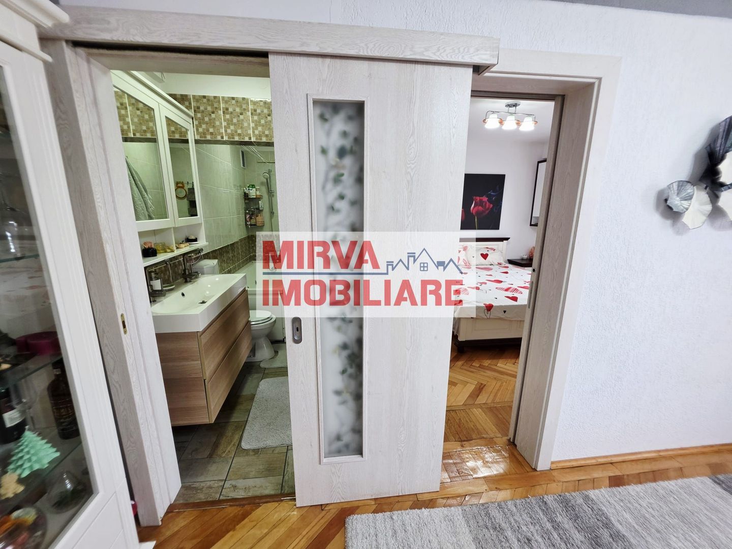 Apartament 2 camere Ultracentral, renovat 2024, mobilat | utilat - Poză 2