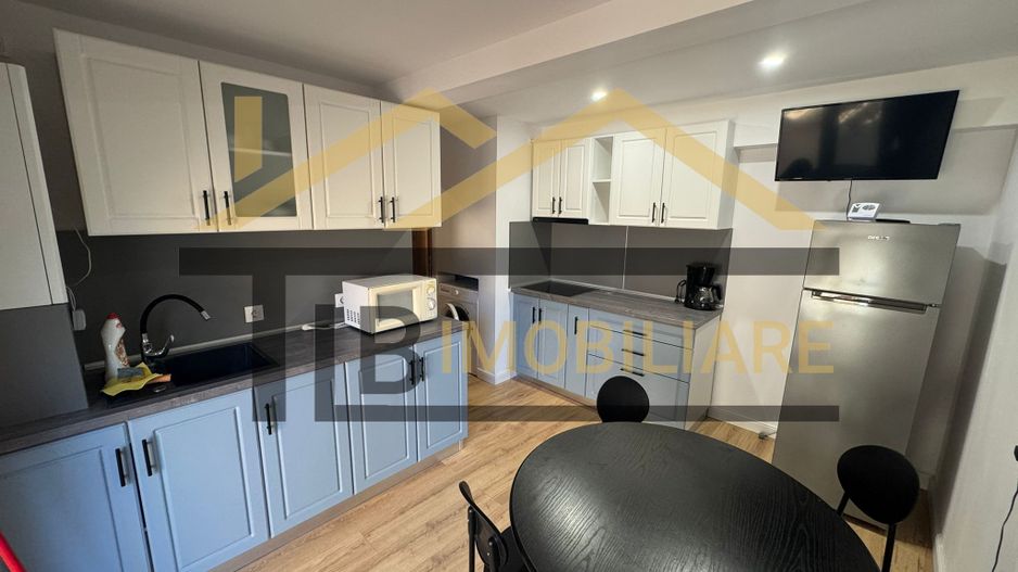 Apartament cu 2 camere, 50 mp, decomandat, Zona Ultracentrala - Poză 1