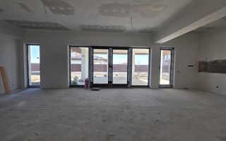 Casa in regim P+1ER de vanzare in Baltoesti - Poză 3