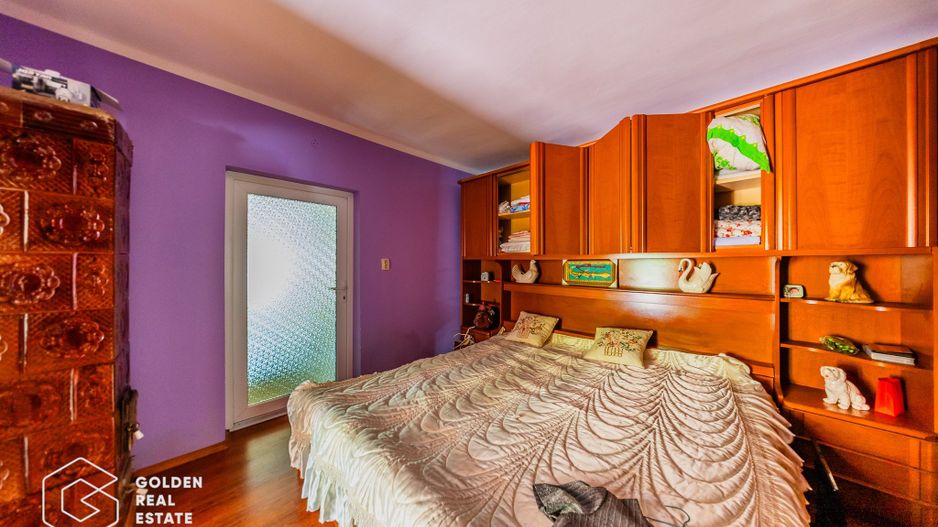 Casa situata in comuna Seitin, la cheie - Poză 23