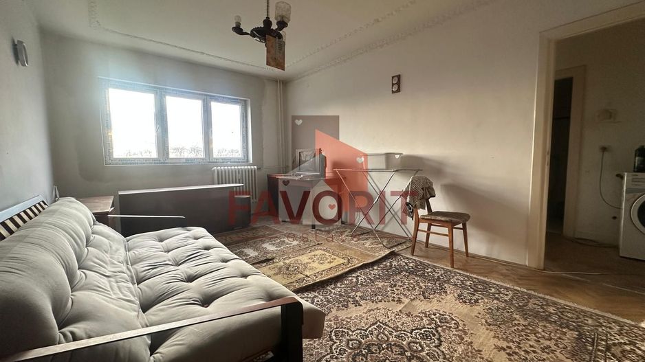 3 camere | etaj intermediar | lift | zona excelenta | boxa | - Poză 1