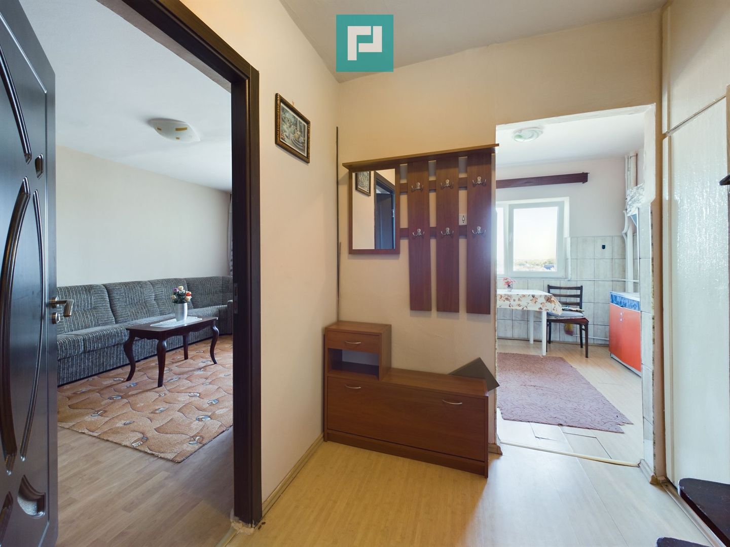 Apartament cu două camere în Micalaca - Poză 6