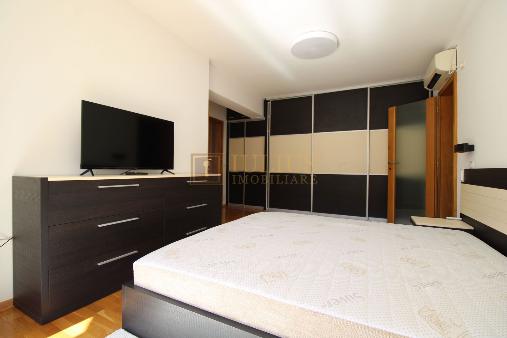 1 minut de Iulius Mall, 4 camere, 2 bai. - Poză 4