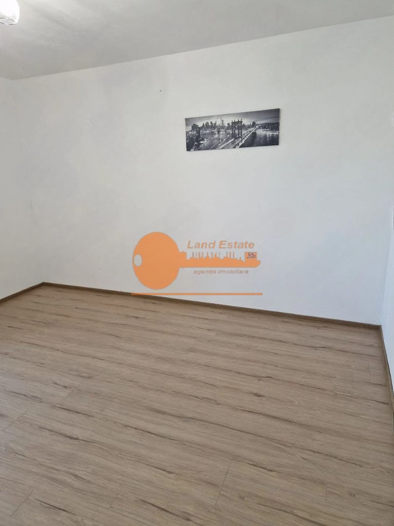 Garsoniera in zona Titan-10 minute de Metrou - Poză 3