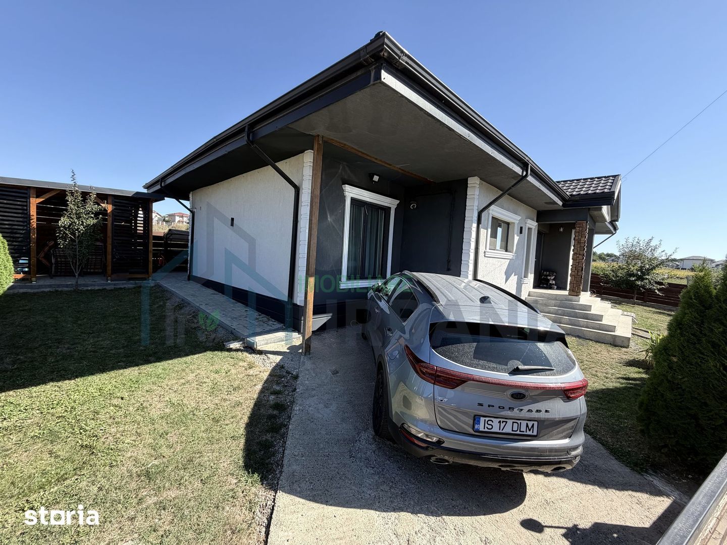 Casă de vânzare, 5 camere, mansardă, mobilată și utilată, Miroslava - Poză 19