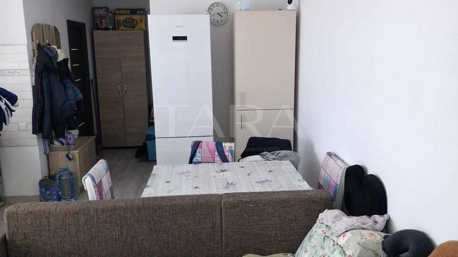 Vă oferim spre vânzare un apartament cu 3 camere în Florești. - Poză 5