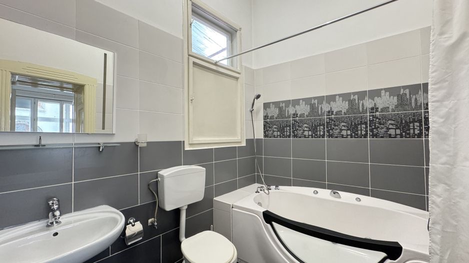 Apartament 4 Camere, 144 MP, Strada Universitatii - Poză 11