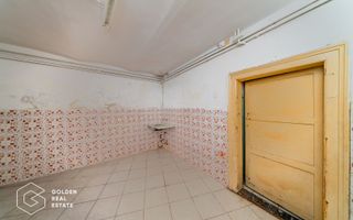 Casa individula cu 5 camere, zona central - Poză 23