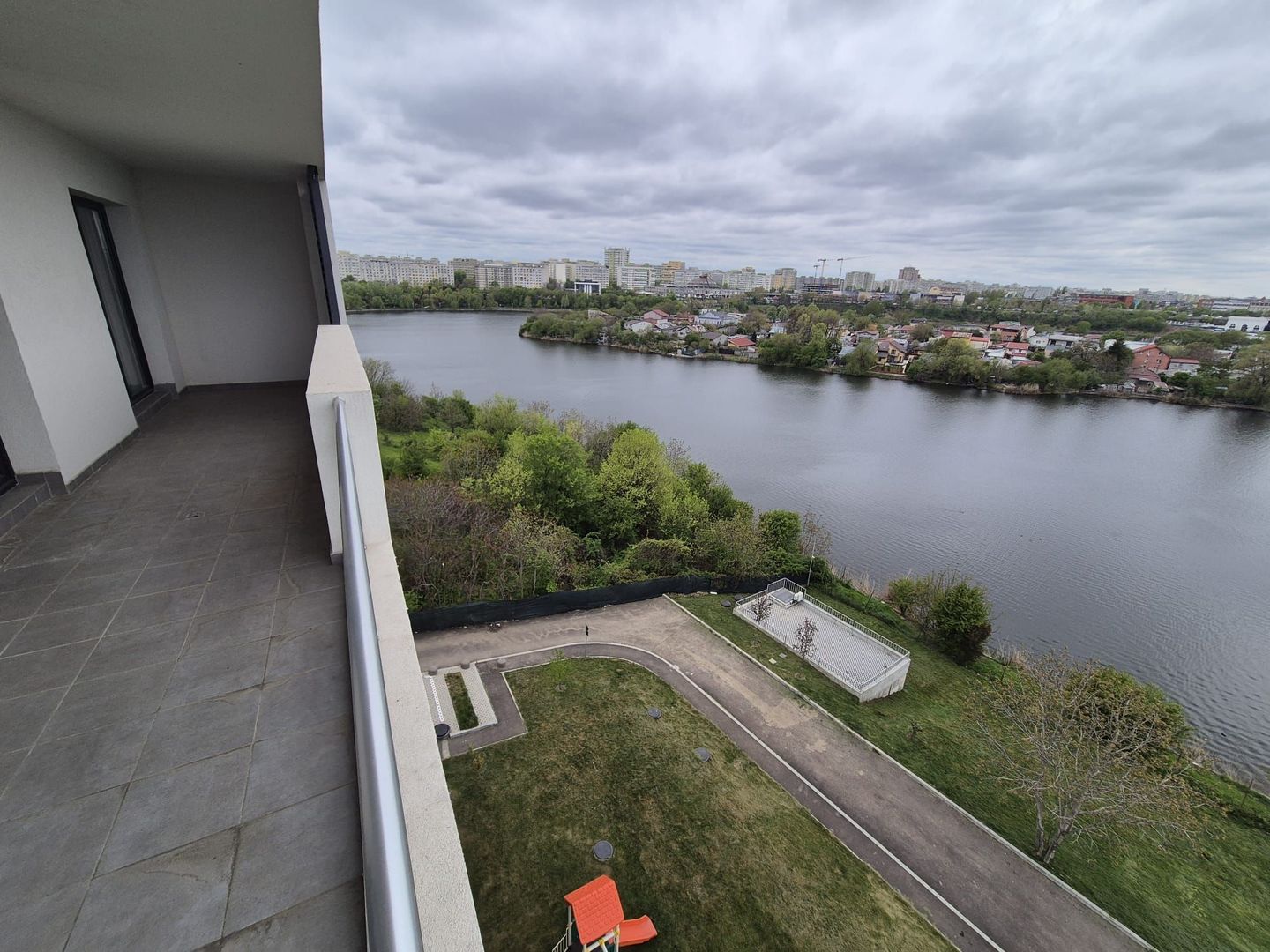 3 CAMERE VEDERE SUPERBA SPRE LAC BLOC NOU FINALIZAT TERASA GENEROASA - Poză 14