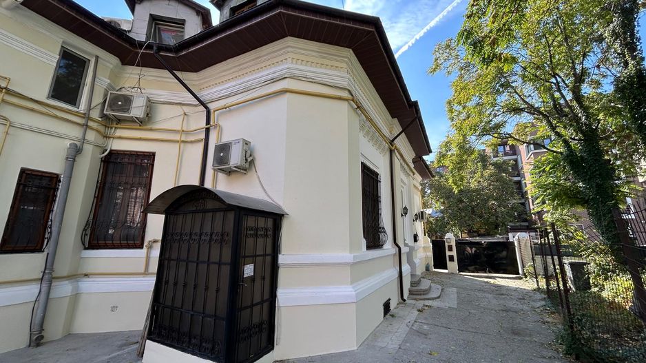 Vilă Neoclasică Arh. Enescu Cișmigiu 4 camere - Poză 15
